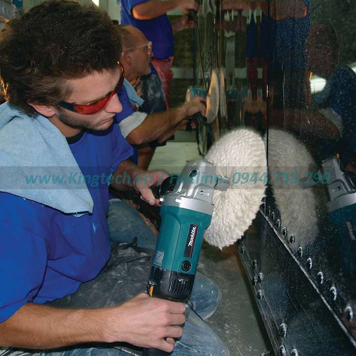 Máy đánh bóng 7” chạy điện Makita 9227C Máy đánh bóng 7” chạy điện Makita 9227C